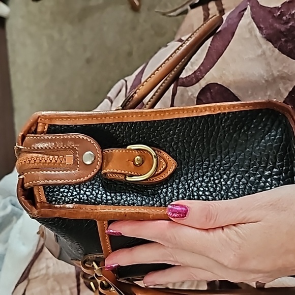 Vintage Dooney & Bourke - Picture 6 of 10